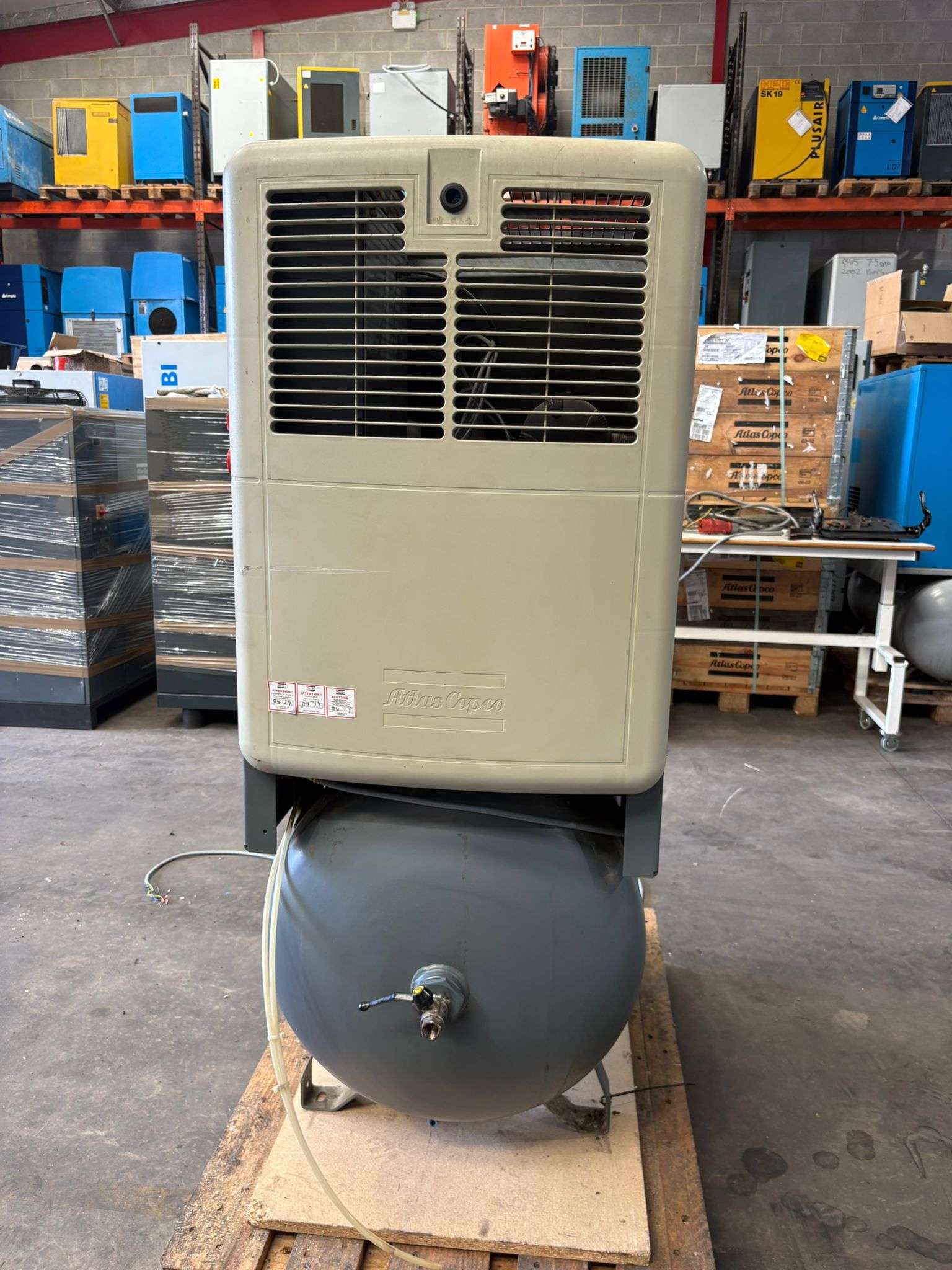 Atlas Copco GX11-FF 11 Kw 10 BAR 49 CFM With Air Dryer